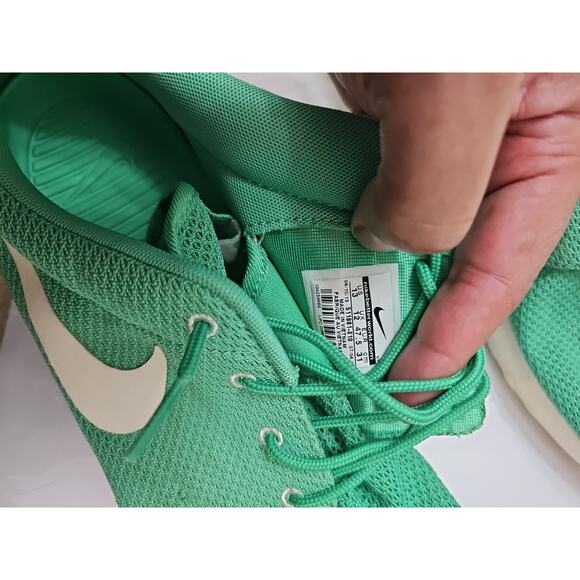 Nike Roshe Run "Gamma Green" 2017 Men's Size 13 Running Shoes Athletic Shoes - Picture 6 of 8